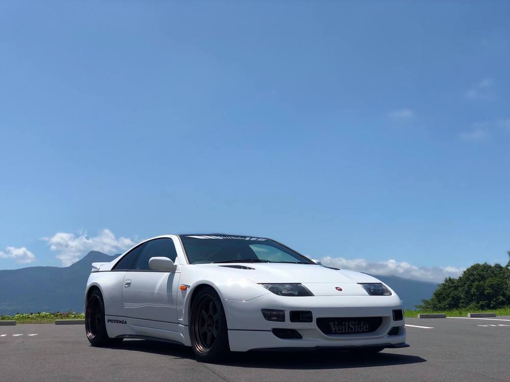 VeilSide Nissan Z32 300ZX (2+2) Wide body kit